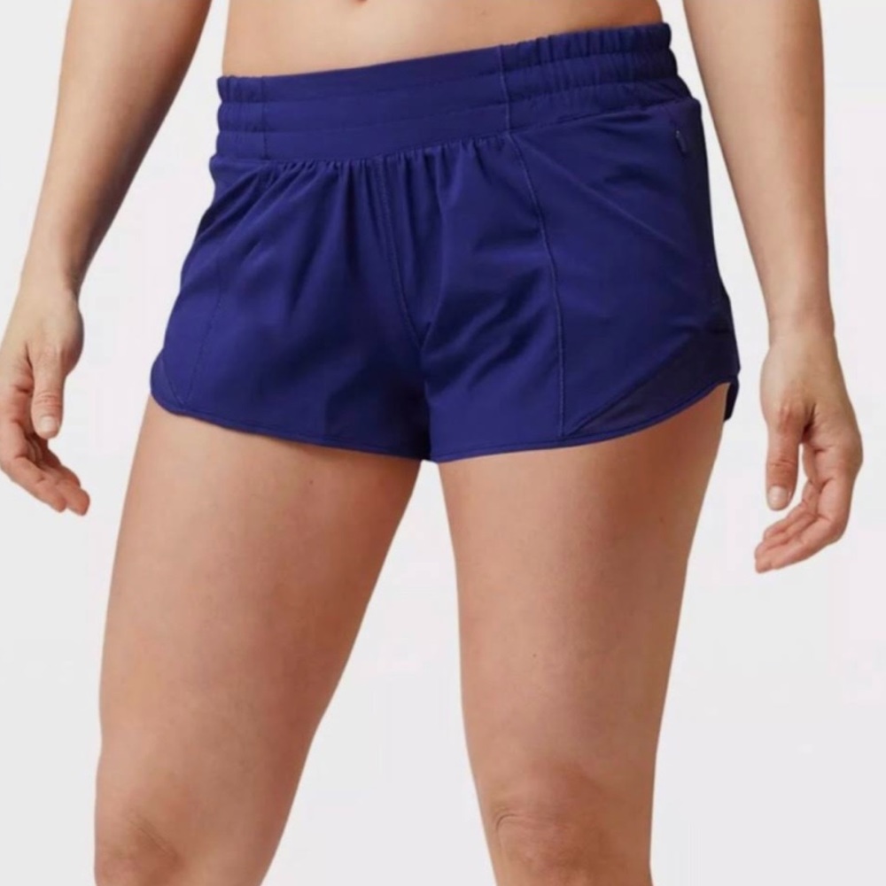 Larkspur hotty hot shorts 2.5 inch